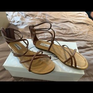 Steve Madden gladiator style strappy sandal